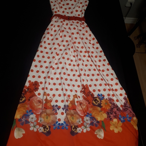 Herry Dress - Picture 5 of 7